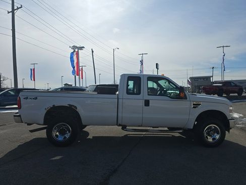 Used 2008 Ford F350 XLT image 4