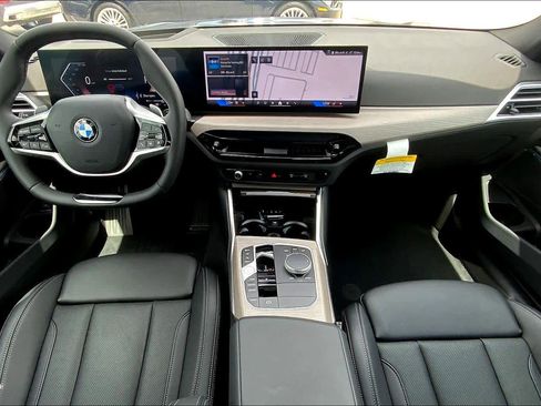 Used 2025 BMW 330i Sedan image 15