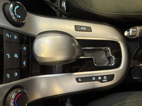 Used 2012 Chevrolet Cruze LS w/ Connectivity Package FWD image 15