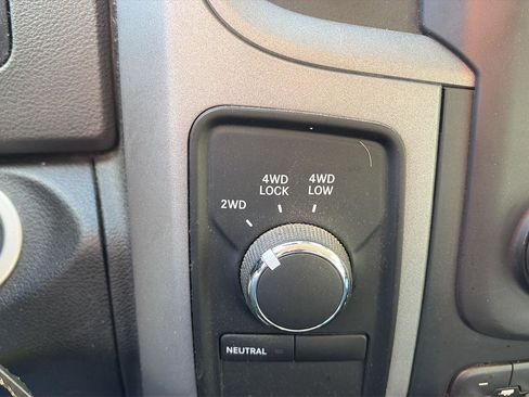Used 2013 RAM 1500 Express AWD/4WD image 15