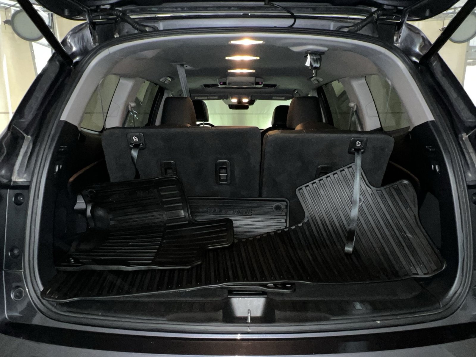 Used 2019 Honda Pilot Touring image 33