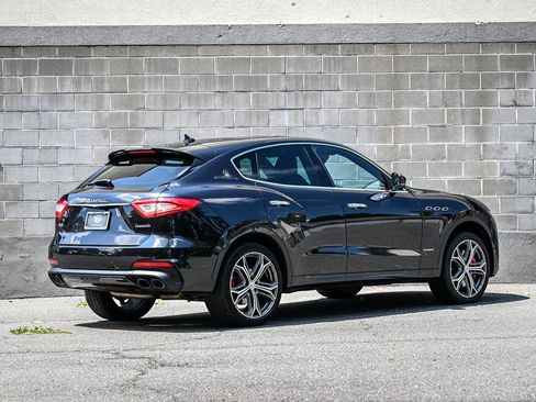 Used 2020 Maserati Levante S GranSport AWD/4WD image 3