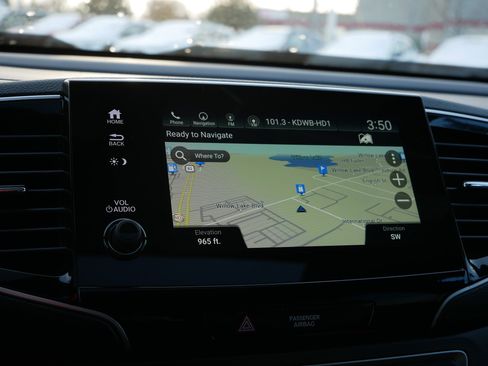 Used 2023 Honda Passport TrailSport image 22