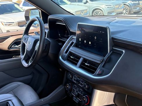 Used 2022 Chevrolet Tahoe Z71 w/ Luxury Package AWD/4WD image 44