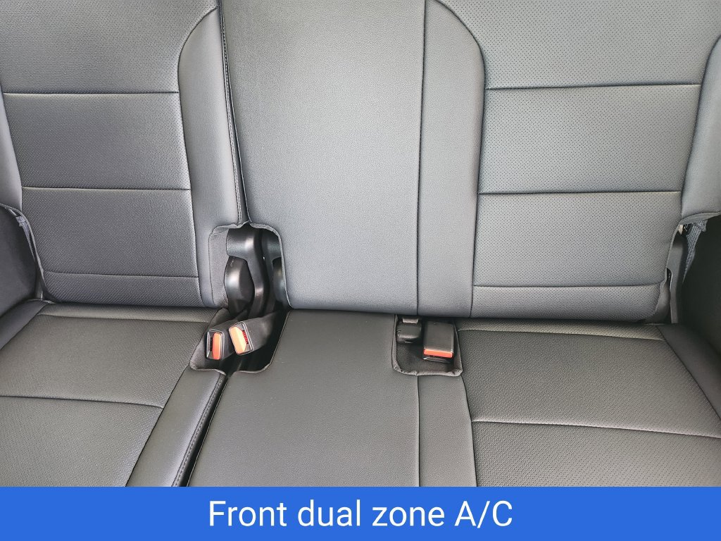 New 2026 Chevrolet Traverse LT w/ Driver Confidence Package FWD image 19