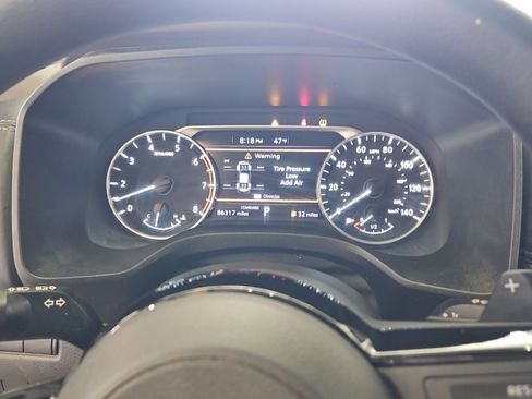 Used 2023 Nissan Rogue SV image 10