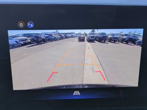 Used 2026 Chevrolet Equinox LT w/ Convenience Package II FWD image 20