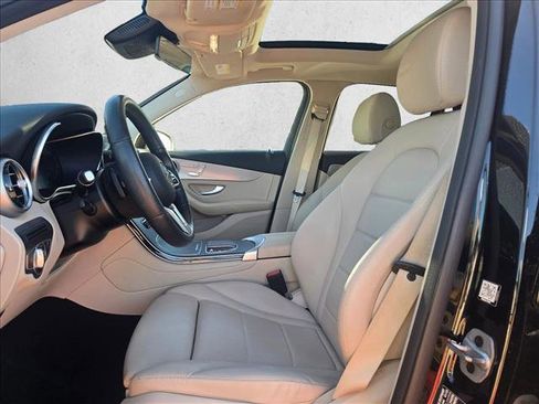 Certified 2022 Mercedes-Benz GLC 300 image 14