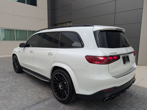 Used 2025 Mercedes-Benz GLS 63 AMG 4MATIC image 8