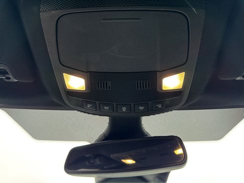 Used 2022 Ford Edge ST-Line image 24