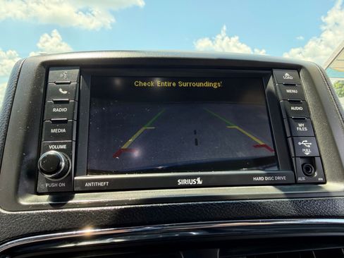 Used 2017 Dodge Grand Caravan GT FWD image 16