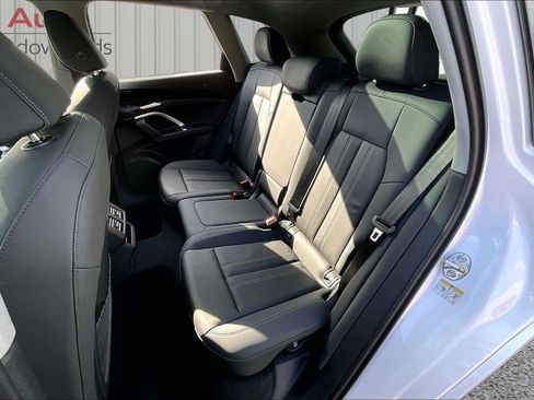 Used 2025 Audi Q5 Premium w/ Convenience Package AWD/4WD image 22