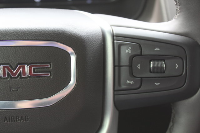 Used 2024 GMC Yukon SLT w/ SLT Luxury Package AWD/4WD image 26