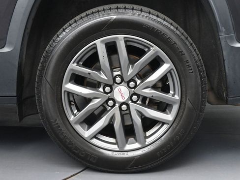 Used 2018 GMC Acadia SLT FWD image 22