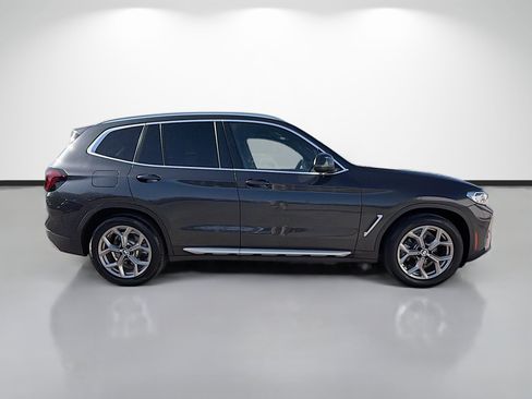 Used 2024 BMW X3 sDrive30i w/ Convenience Package RWD image 2