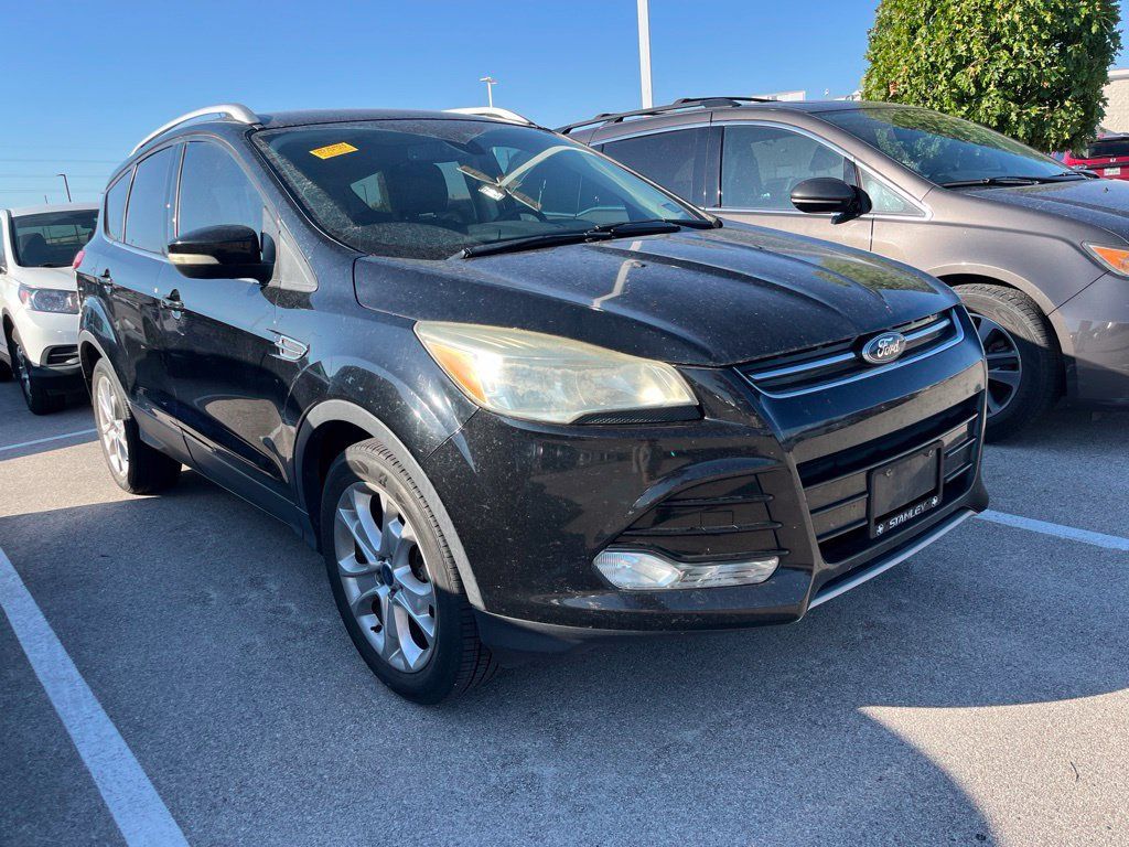 Used 2016 Ford Escape Titanium AWD/4WD image 2