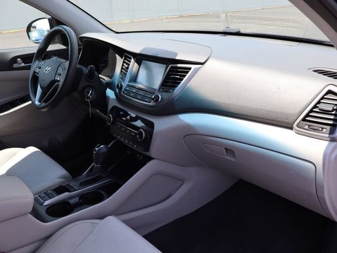 Used 2018 Hyundai Tucson SEL FWD image 29
