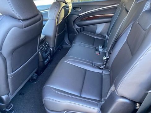 Used 2020 Acura MDX FWD image 19