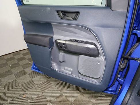 Used 2022 Ford Maverick XL image 30