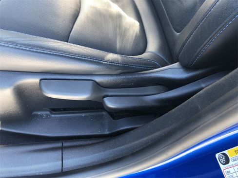 Used 2017 Chevrolet Volt Premier w/ Driver Confidence II Package image 12