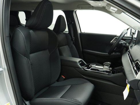 New 2026 Mitsubishi Outlander ES FWD image 18