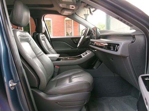 Used 2020 Lincoln Aviator Reserve w/ Equipment Group 201A AWD/4WD image 14
