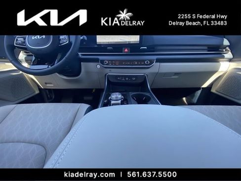 New 2026 Kia Carnival SX image 12