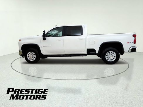 Used 2022 Chevrolet Silverado 3500 LT w/ Convenience Package AWD/4WD image 6