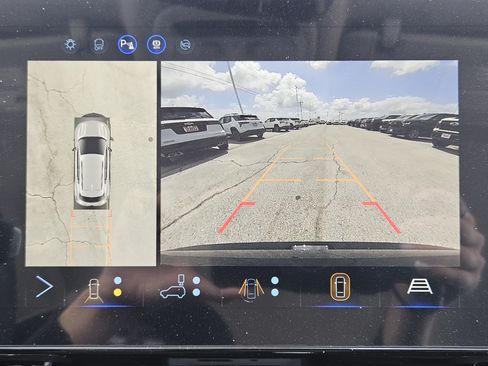 New 2027 Chevrolet Bolt RS w/ Technology Package FWD image 15
