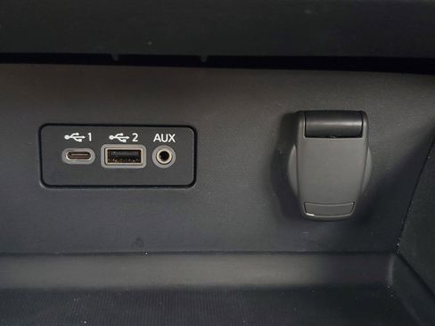 Used 2025 Nissan Altima 2.5 SV image 25