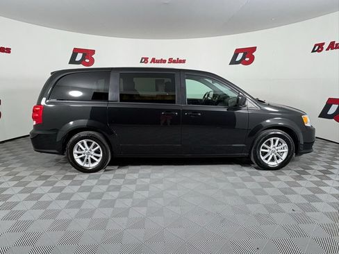 Used 2020 Dodge Grand Caravan SE FWD image 7