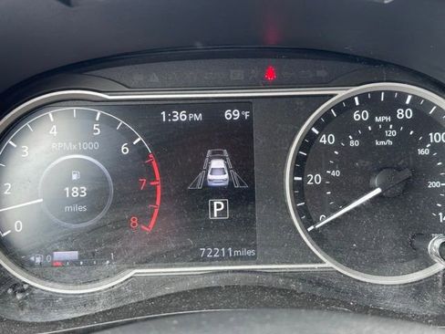 Used 2020 Nissan Versa SV FWD image 13