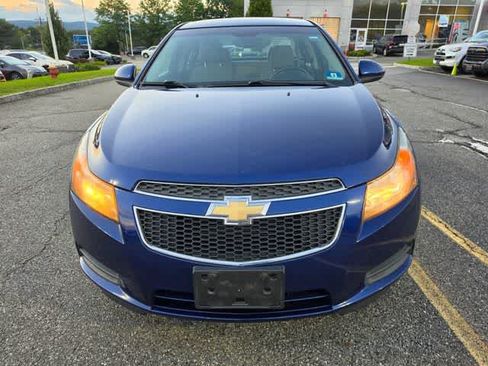 Used 2012 Chevrolet Cruze LT FWD image 2