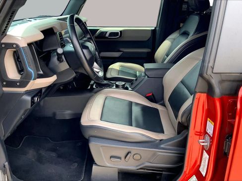 Used 2023 Ford Bronco Wildtrak AWD/4WD image 8