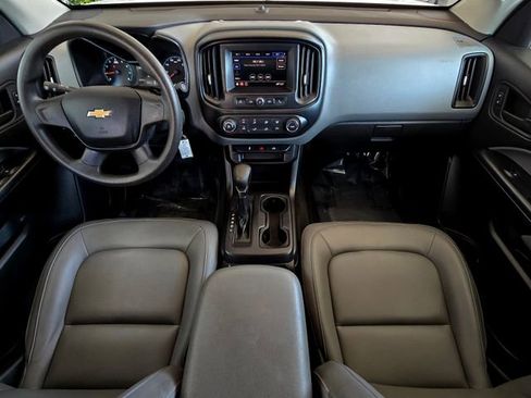 Used 2022 Chevrolet Colorado W/T image 9