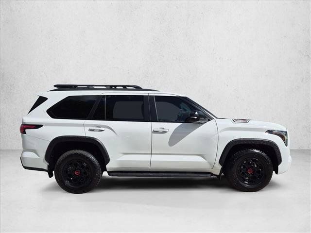 Used 2025 Toyota Sequoia TRD Pro AWD/4WD image 4
