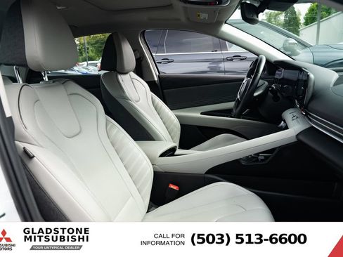 Used 2024 Hyundai Elantra Limited FWD image 26