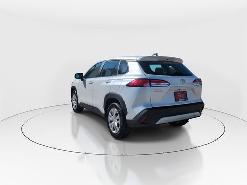 Used 2024 Toyota Corolla Cross L FWD image 6