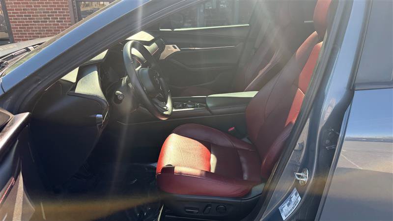 Used 2023 MAZDA MAZDA3 s FWD image 23