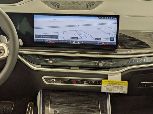 New 2026 BMW X5 xDrive50e w/ M Sport Package image 25