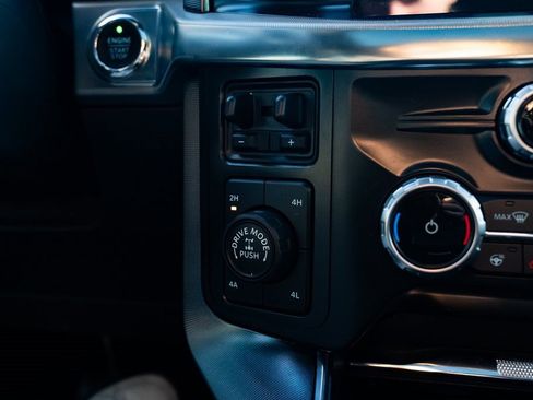 Used 2022 Ford F150 Raptor w/ Raptor 37 Performance Package image 21