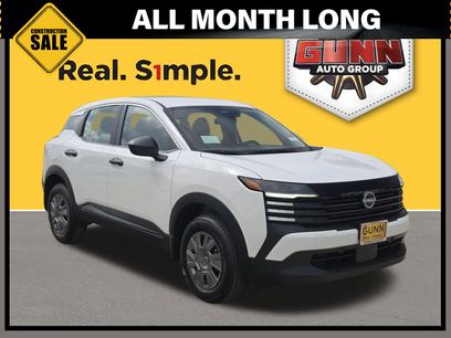 New 2026 Nissan Kicks S