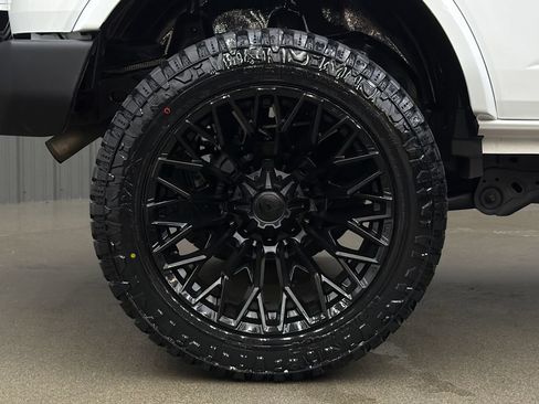 Used 2024 Ford Bronco Outer Banks AWD/4WD image 11