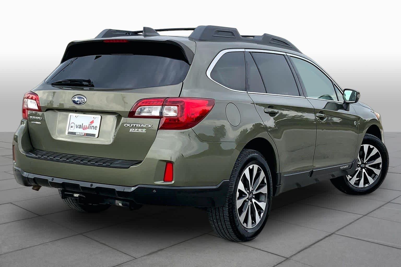Used 2017 Subaru Outback 2.5i Limited AWD/4WD image 13