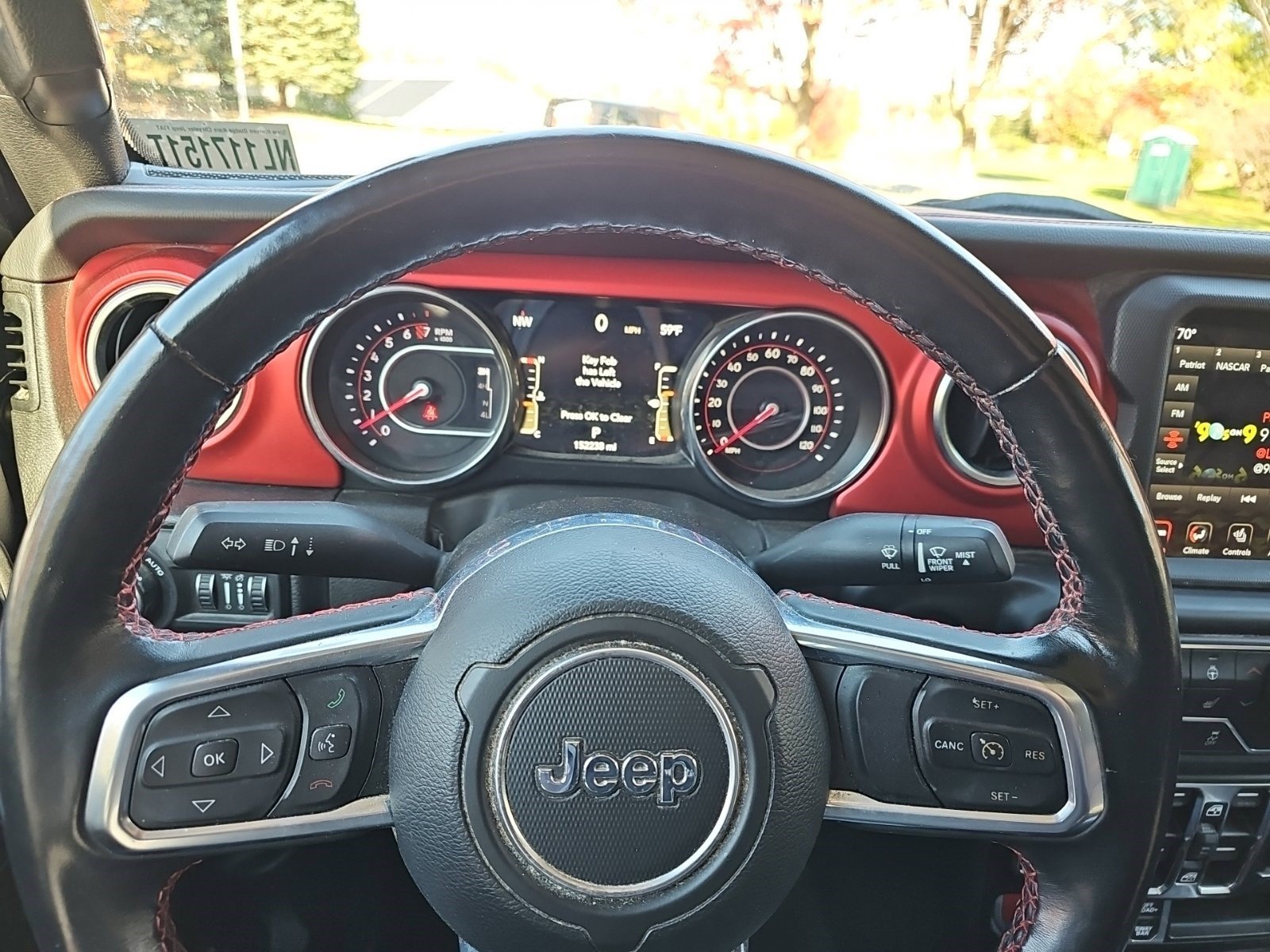 Used 2022 Jeep Gladiator Rubicon w/ Cold Weather Group AWD/4WD image 18