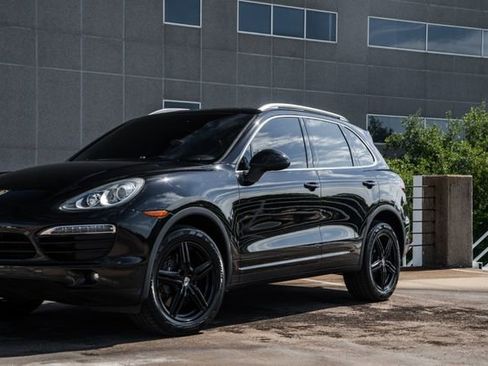 Used 2012 Porsche Cayenne image 38