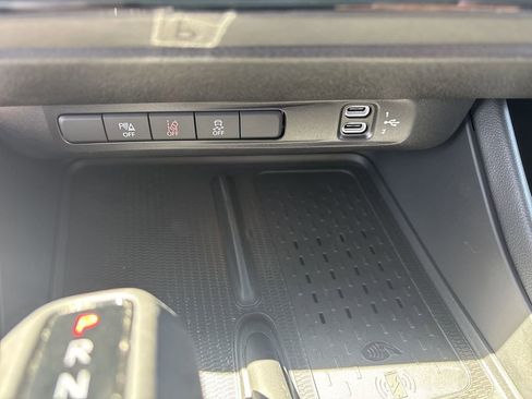 Used 2024 Dodge Charger R/T w/ Plus Group image 27