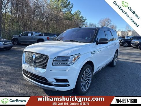 Used 2020 Lincoln Navigator Reserve w/ Luxury Package image 3