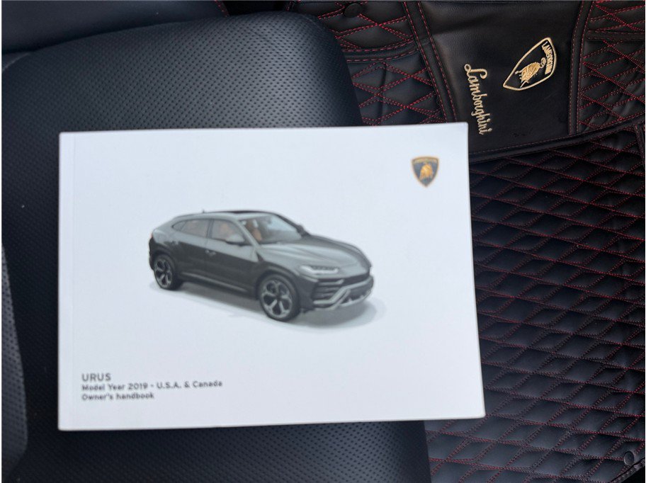 Used 2019 Lamborghini Urus AWD/4WD image 40