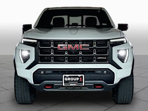 Used 2024 GMC Canyon AT4 w/ AT4 Premium Package AWD/4WD image 3